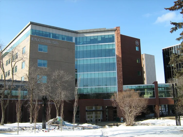 دانشگاه آلبرتا کانادا